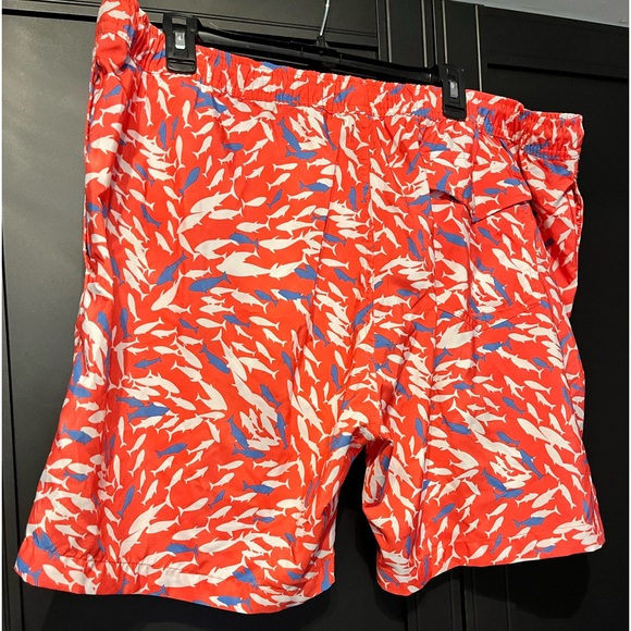Men’s Crown & Ivy Swim Trunks - Picture 2 of 3